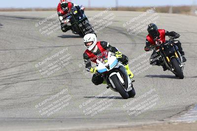 media/Nov-26-2023-TrackDaz (Sun) [[64ad8cfd8f]]/Mock Race/Outside Grapevine/